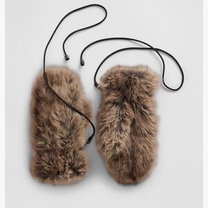GAP Tan Faux Fur Mittens